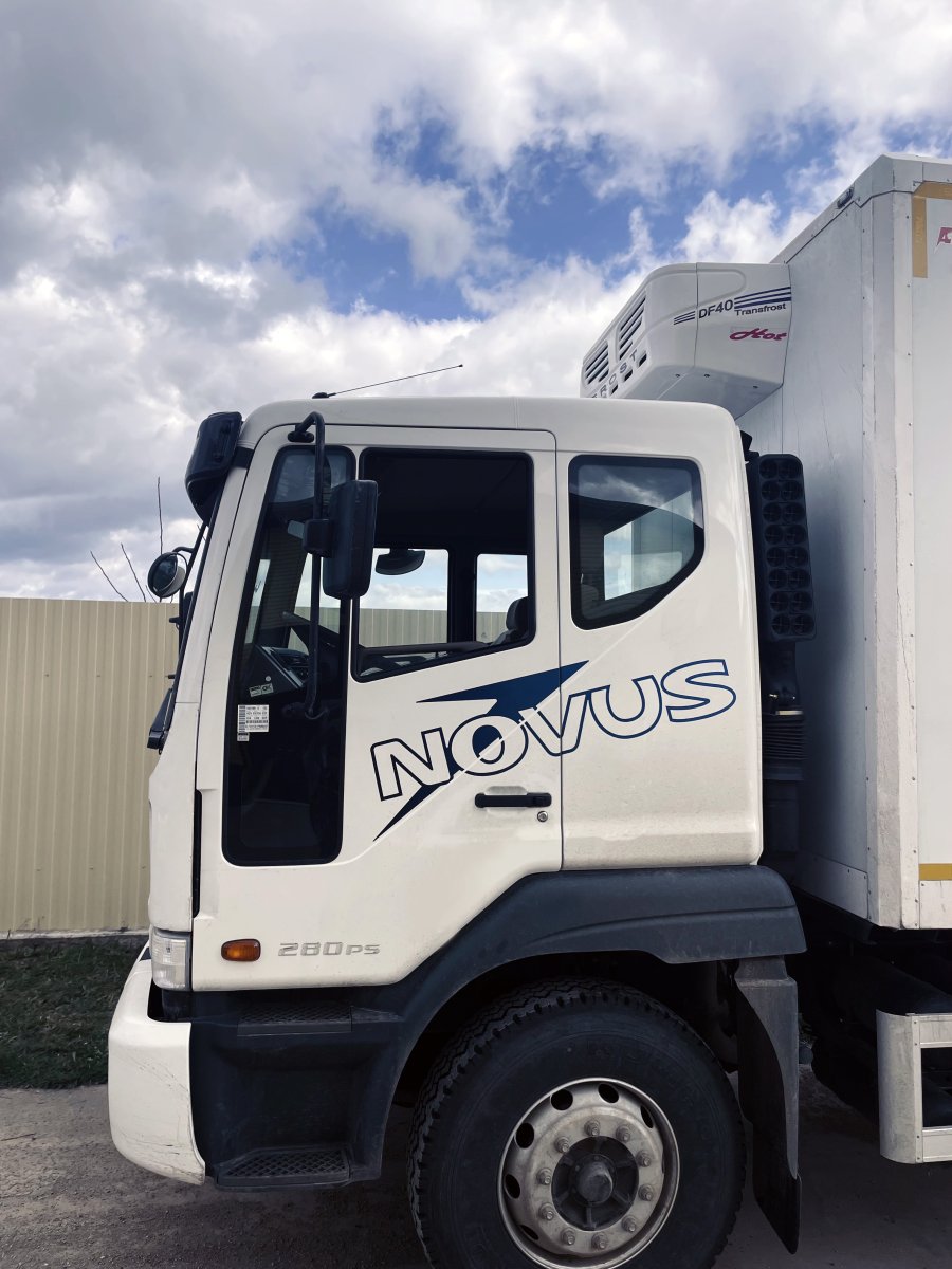 Рефрижератор Юг Фрост DF 40 HOT